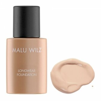 Malu Wilz Longwear Foundation  Nr.17  almond